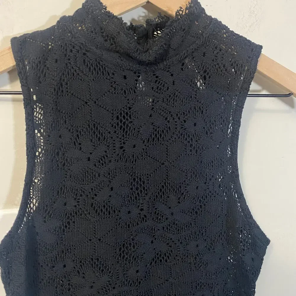 Free People Pretty Sure Black Lace Top High Neck Keyhole Back Fitted Sz XS